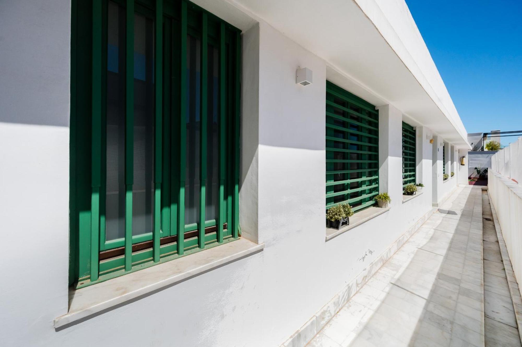 Penthouse Con Terraza- 2D 2B- Triana Apartment Севиля Екстериор снимка