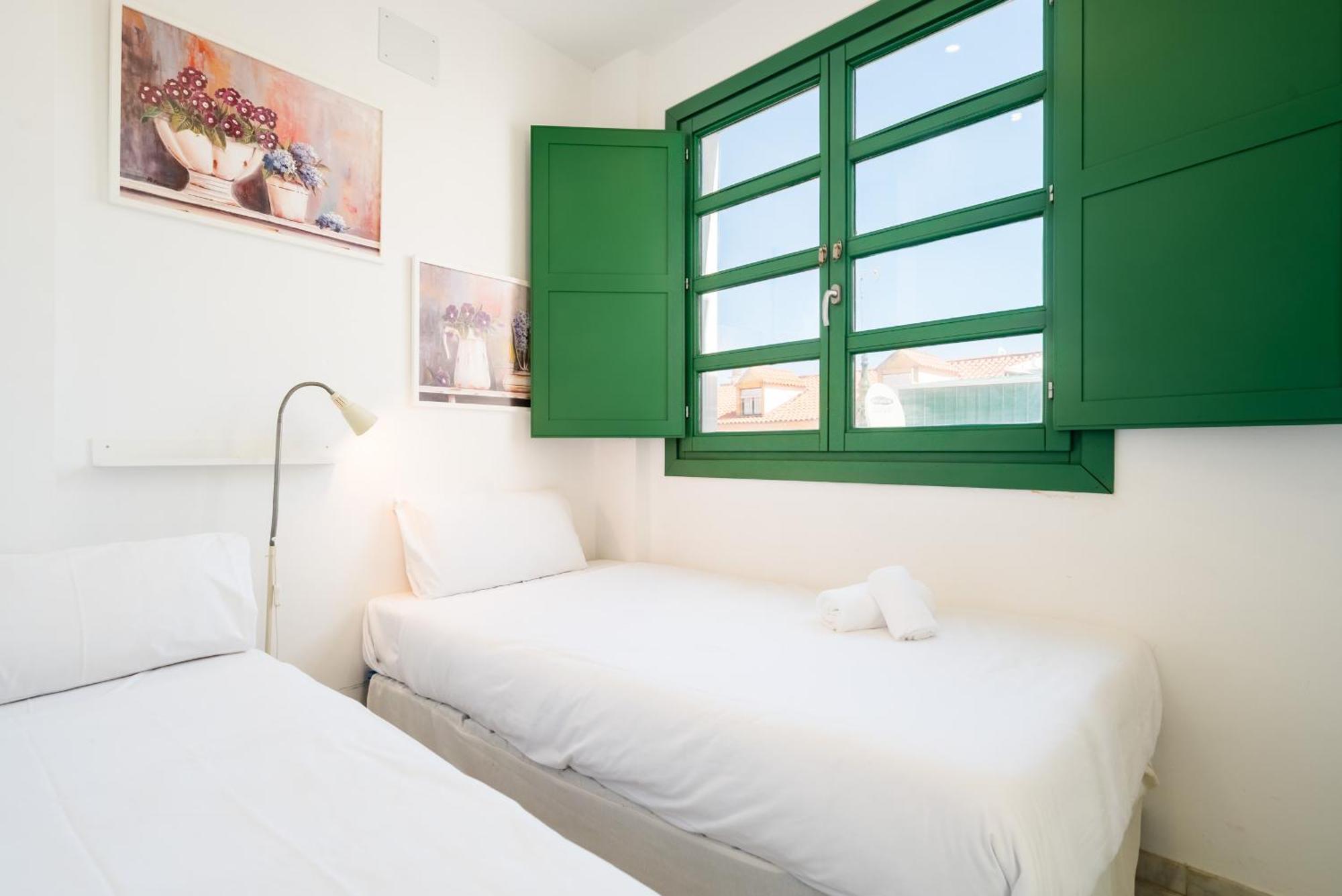 Penthouse Con Terraza- 2D 2B- Triana Apartment Севиля Екстериор снимка