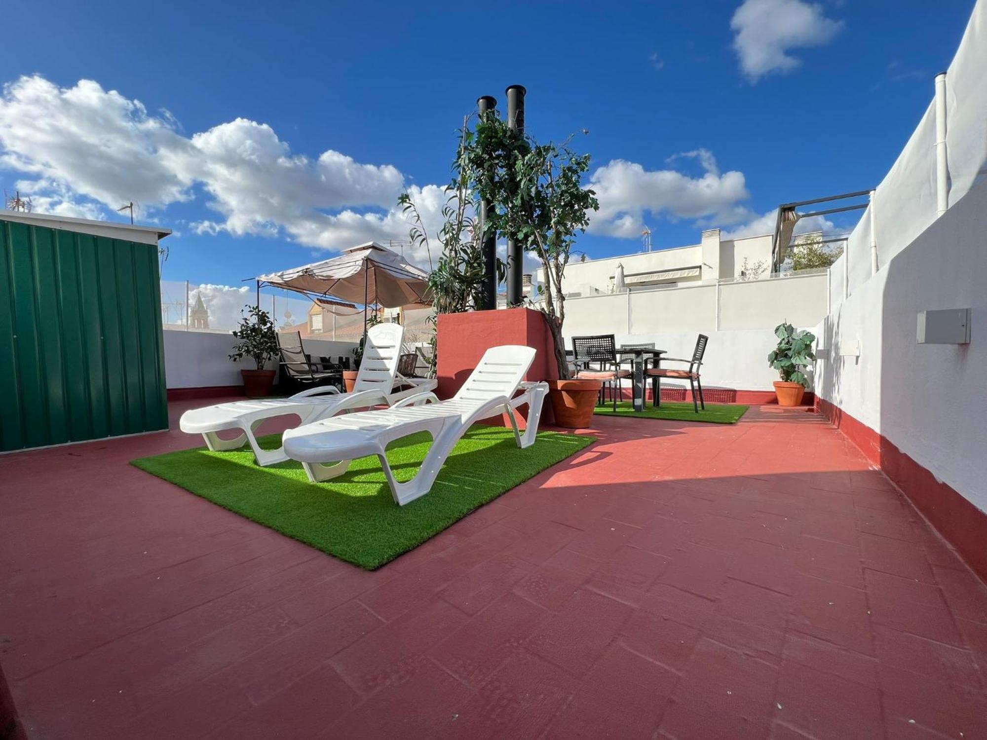 Penthouse Con Terraza- 2D 2B- Triana Apartment Севиля Екстериор снимка